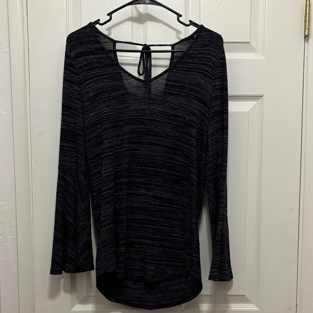 Loft Women’s Black and white stripe Heather Tie-Back Long Sleeve Top